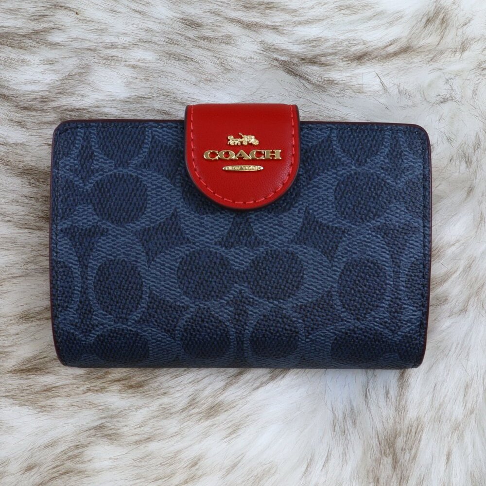 NWT Medium Corner Zip Wallet In Signature Canvas CW786 - Picture 1 of 11